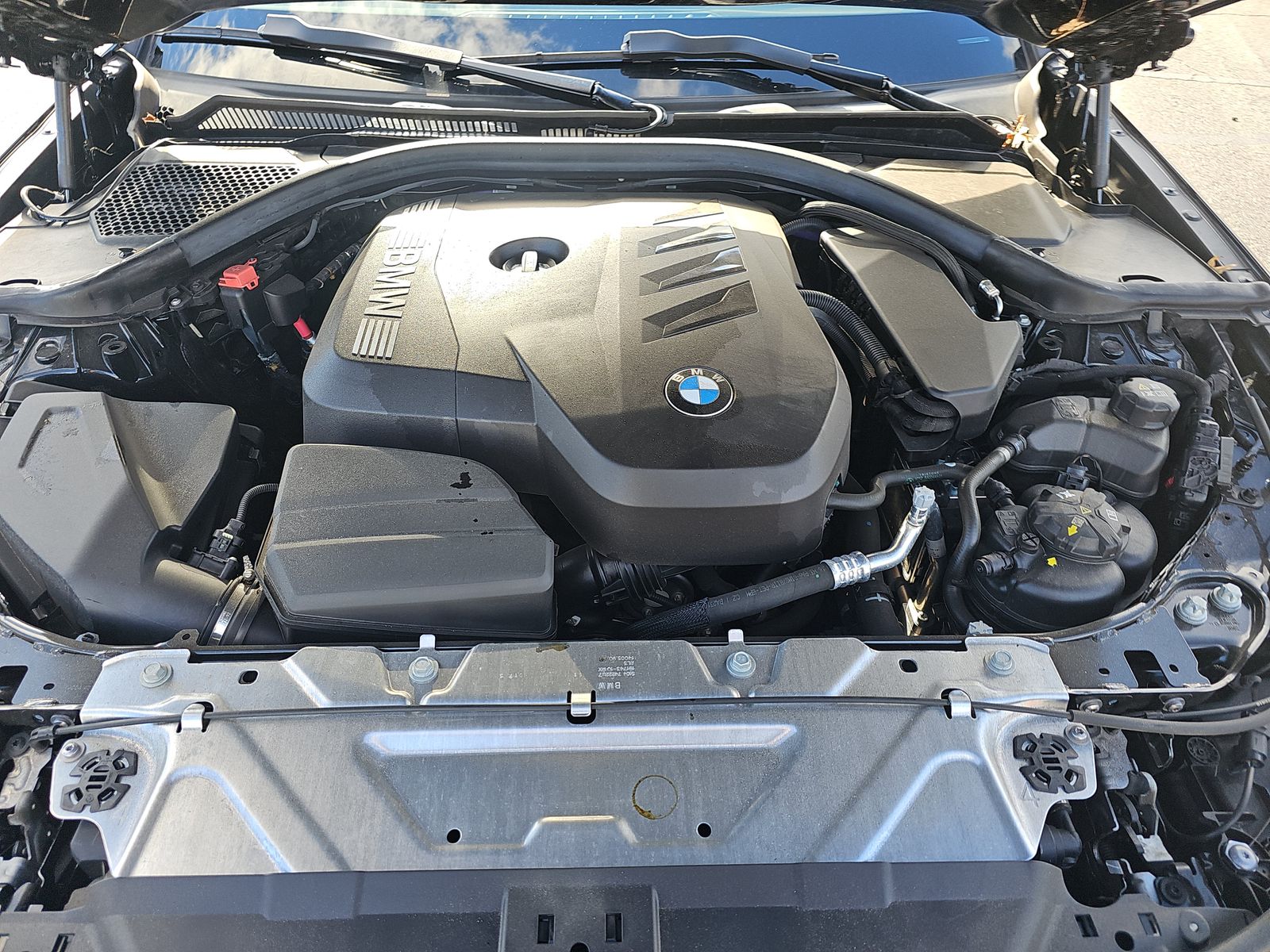 2025 BMW 3 Series 330i RWD