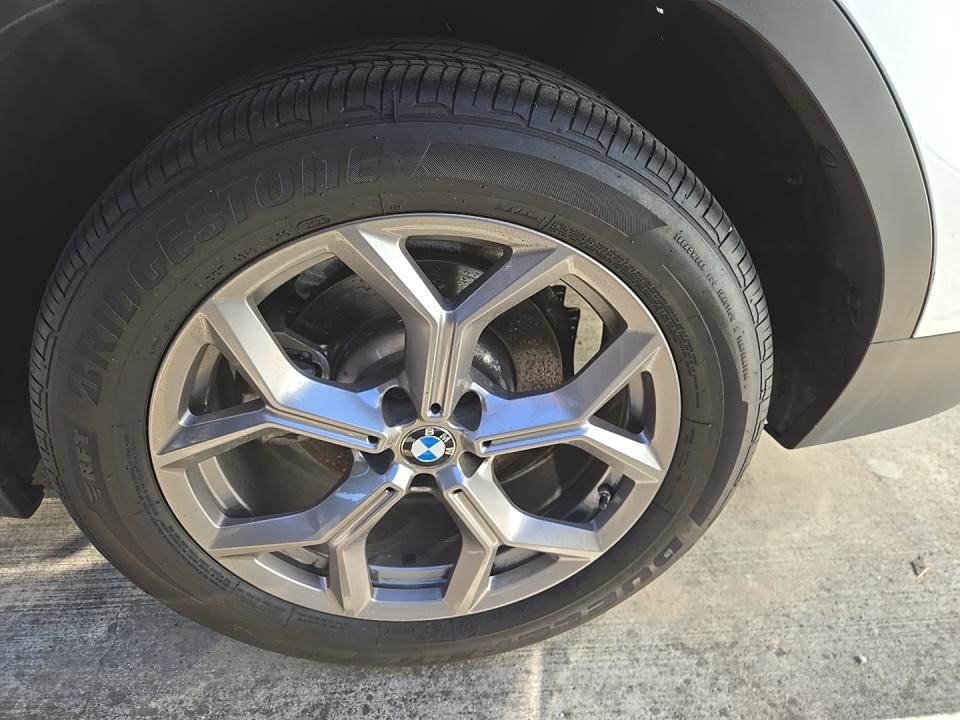 2022 BMW X4 xDrive30i AWD