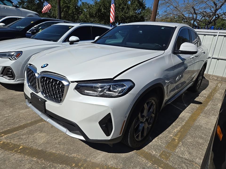 2022 BMW X4 xDrive30i AWD