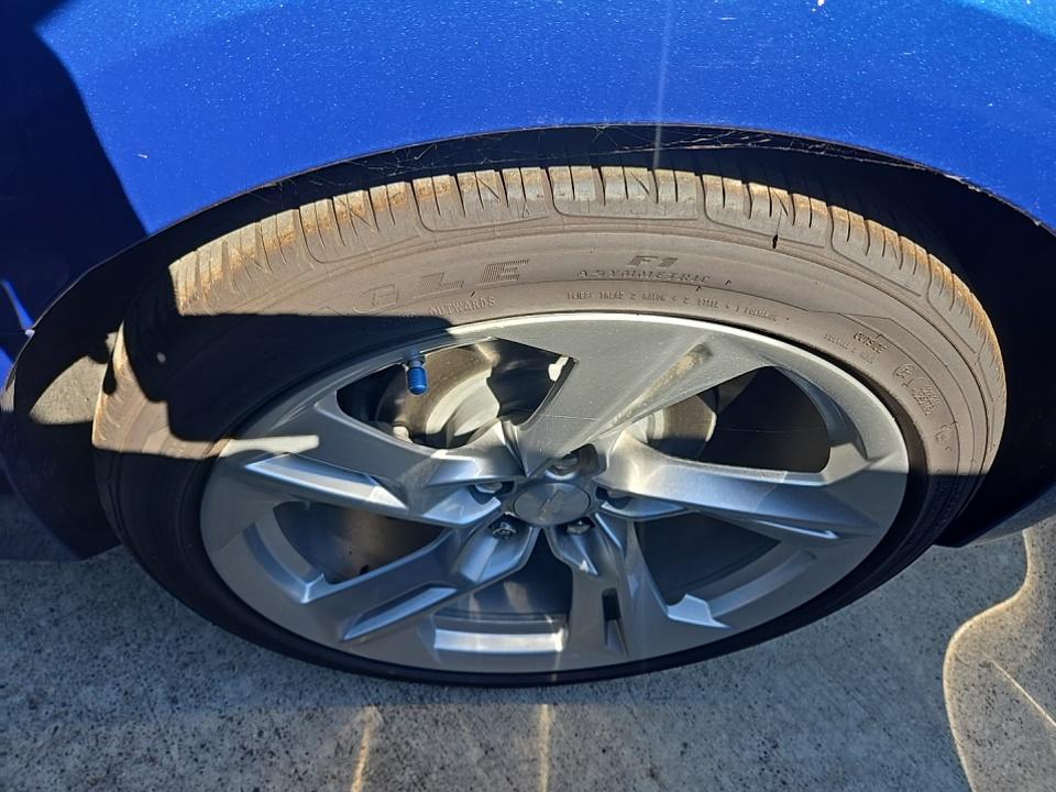 2022 Chevrolet Camaro LT1 RWD