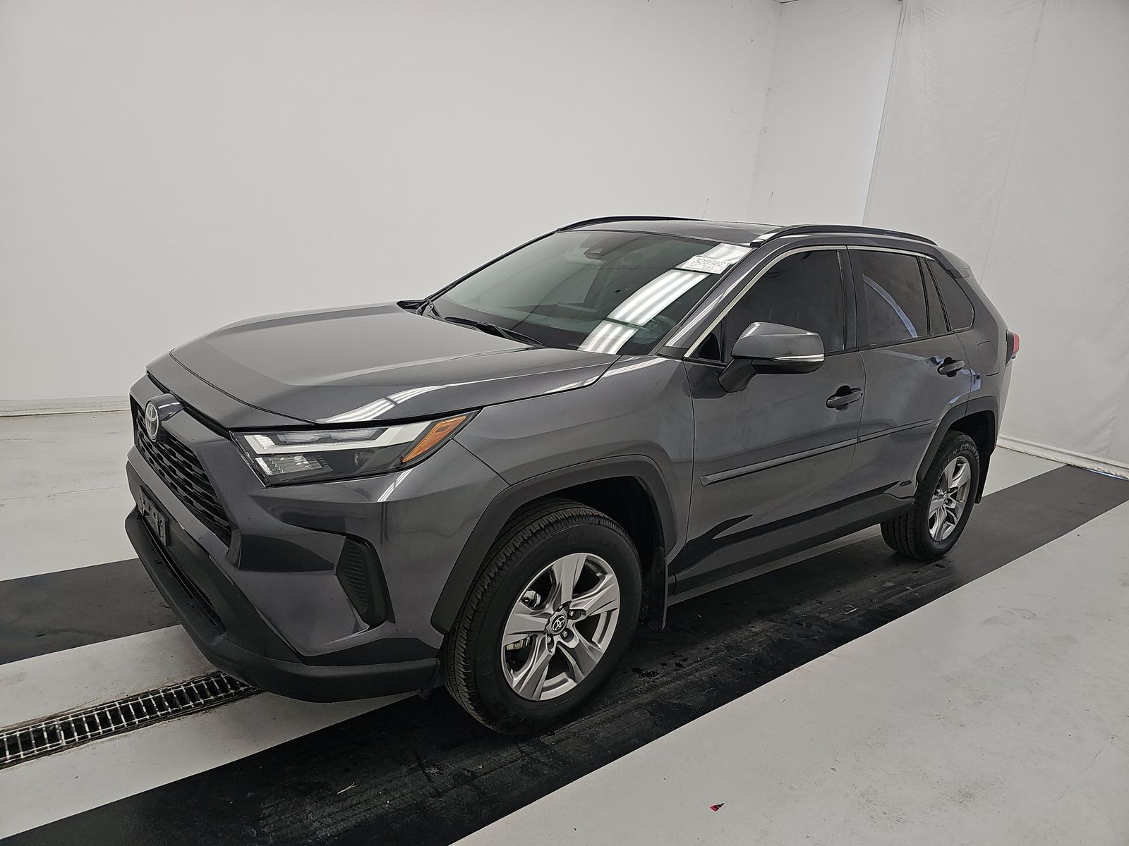 2025 Toyota RAV4 Hybrid XLE AWD