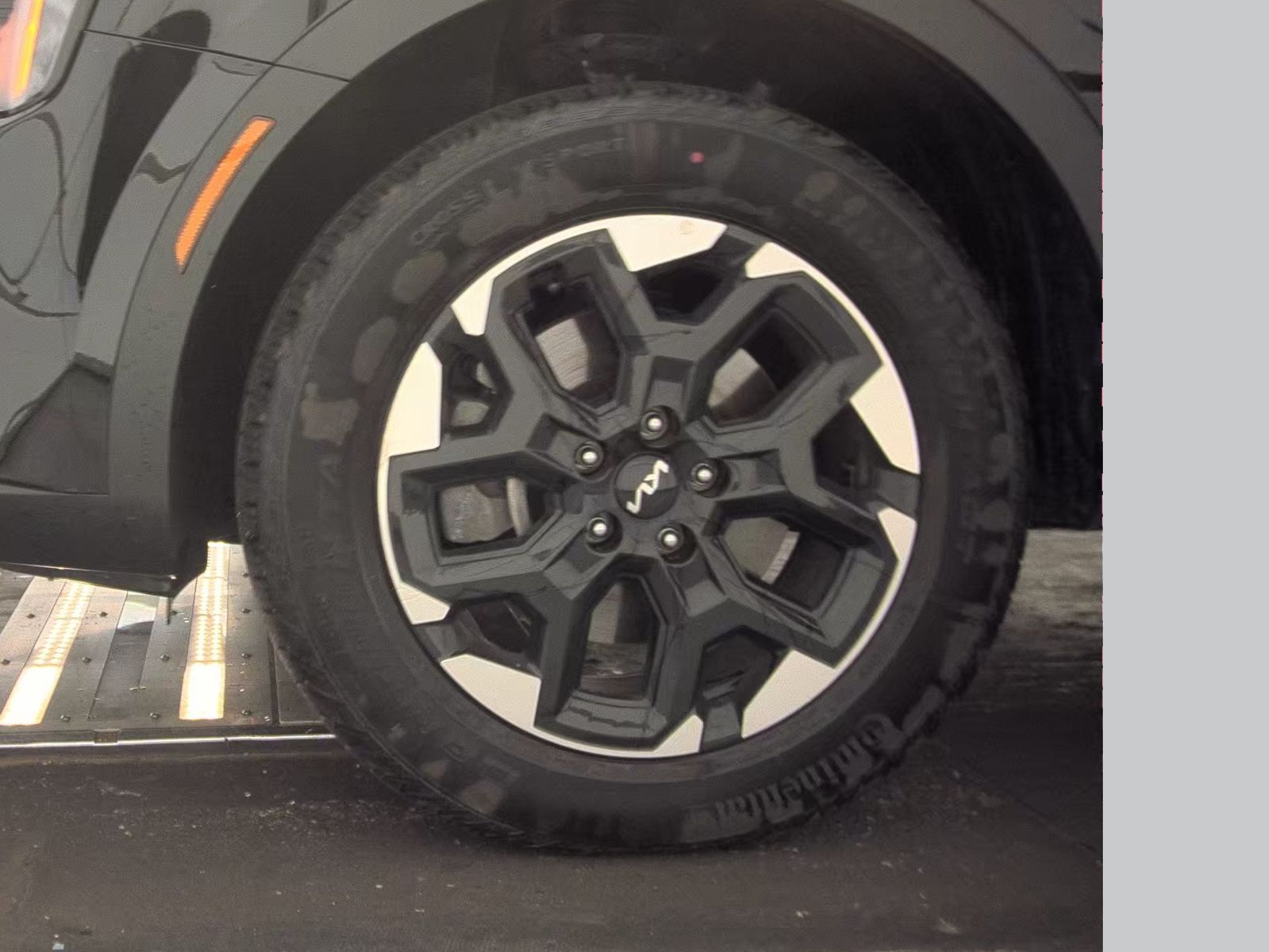 2024 Kia Sorento S AWD