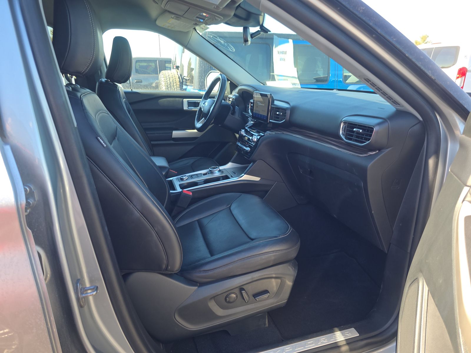 2023 Ford Explorer Limited AWD