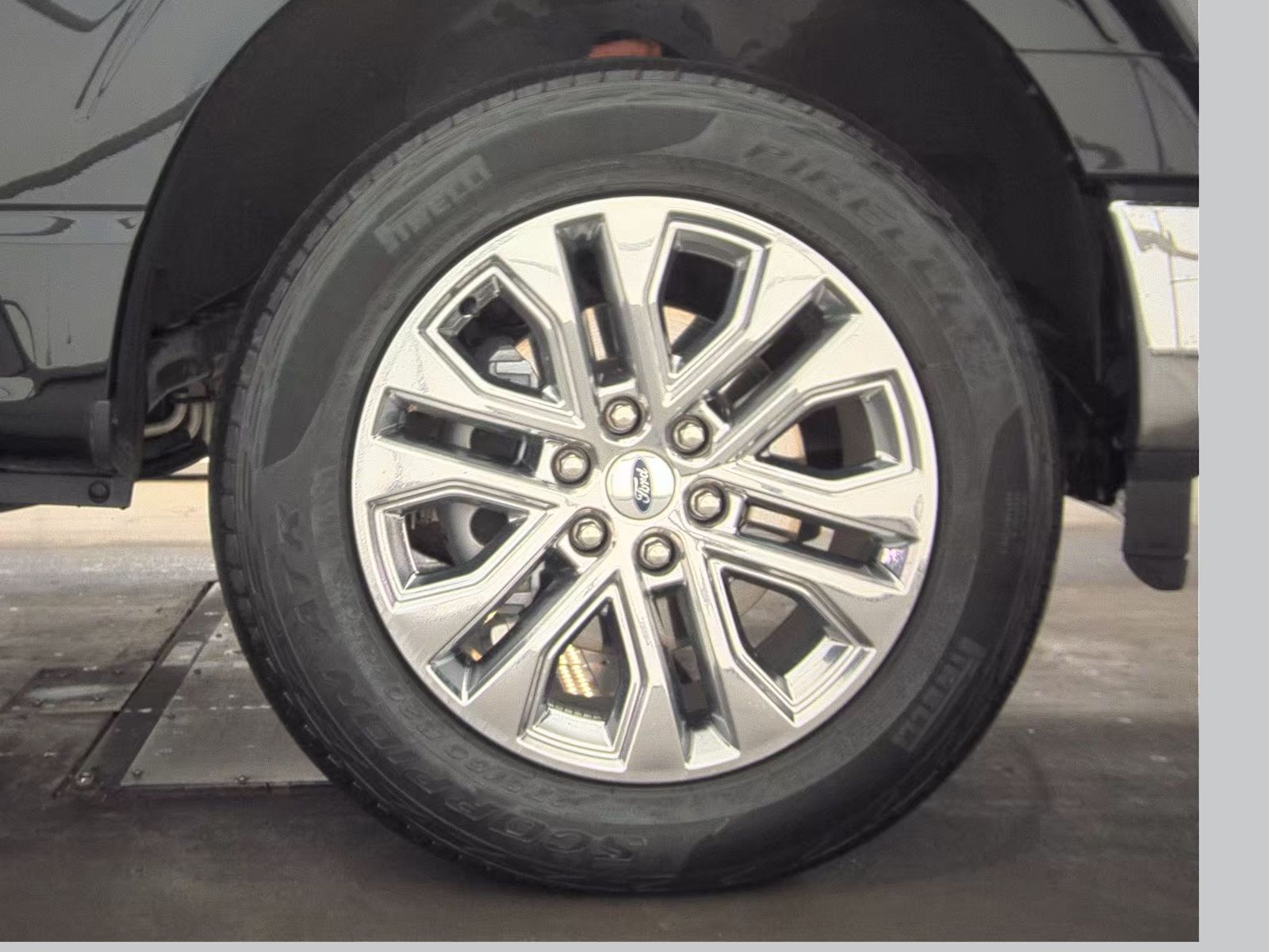 2024 Ford F-150 Hybrid Lariat AWD