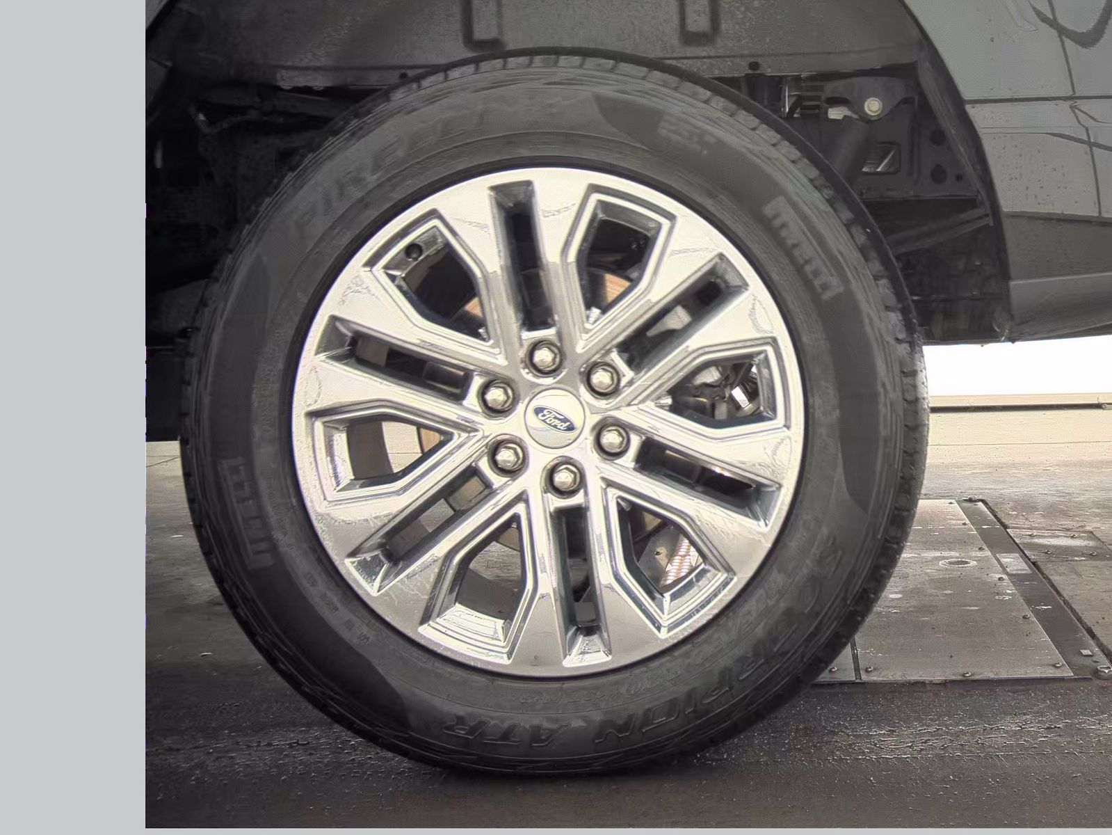 2024 Ford F-150 Hybrid Lariat AWD