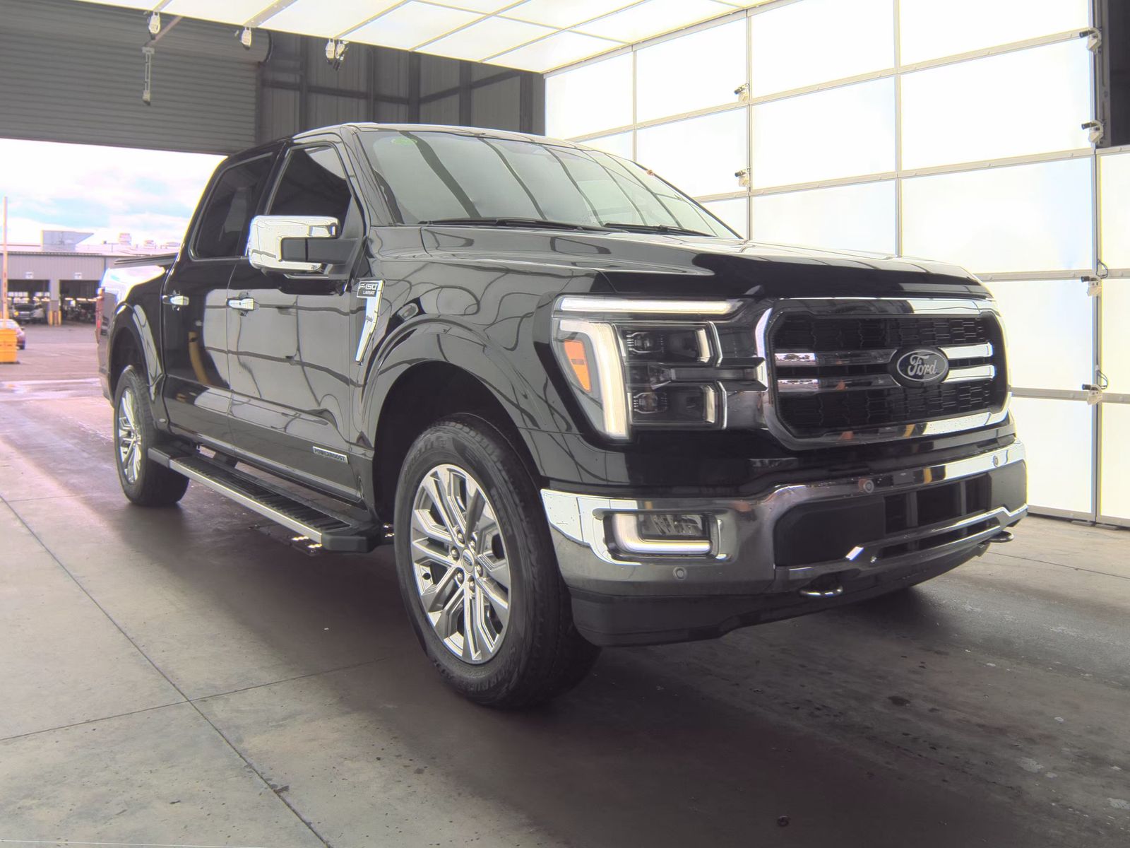 2024 Ford F-150 Hybrid Lariat AWD