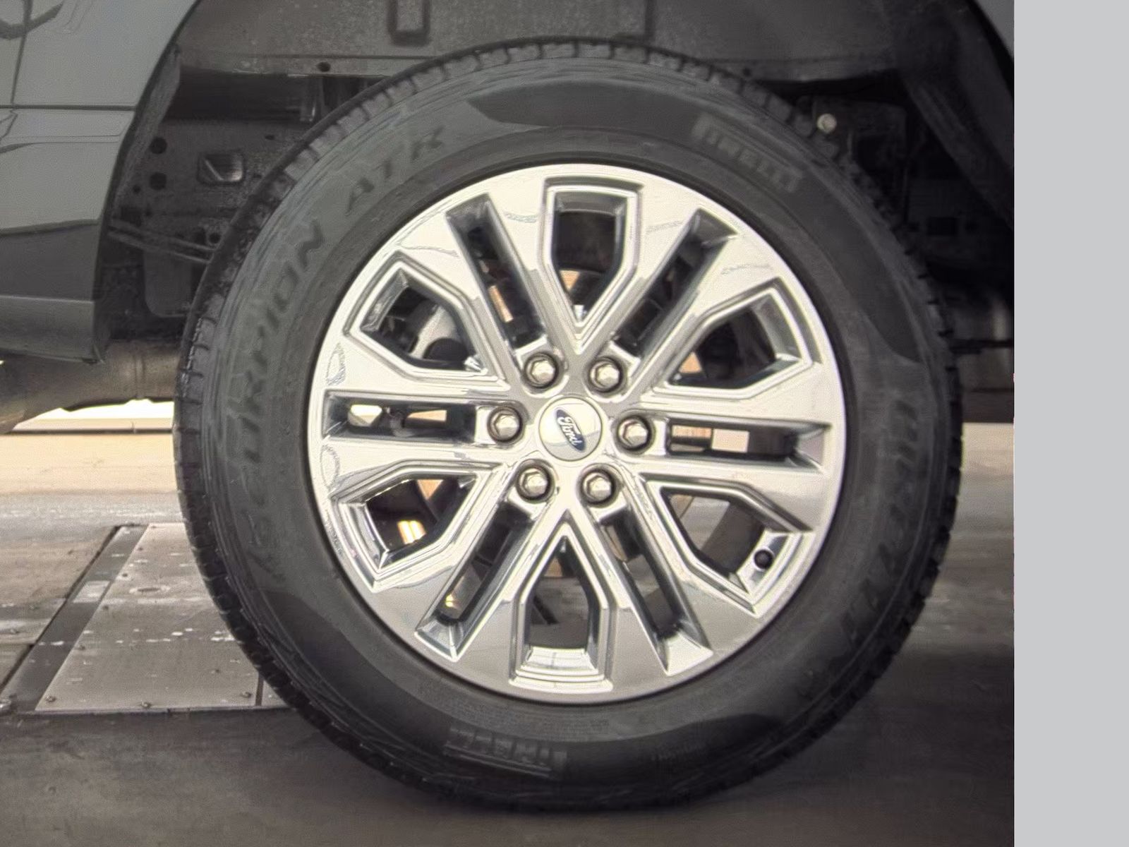 2024 Ford F-150 Hybrid Lariat AWD