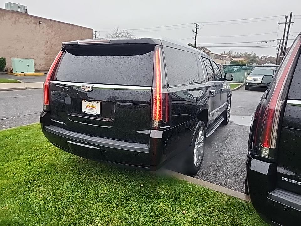 2019 Cadillac Escalade ESV Luxury AWD