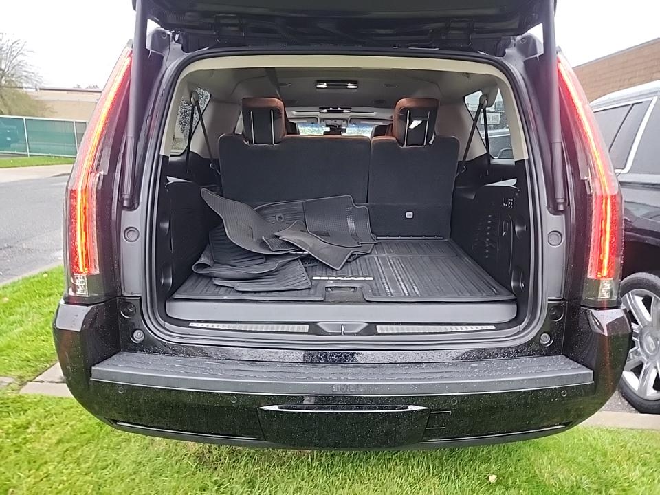 2019 Cadillac Escalade ESV Luxury AWD