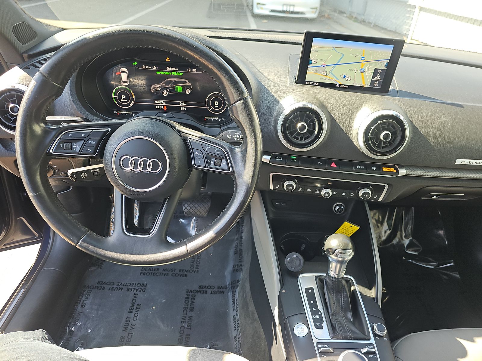 2017 Audi A3 e-tron Prestige FWD