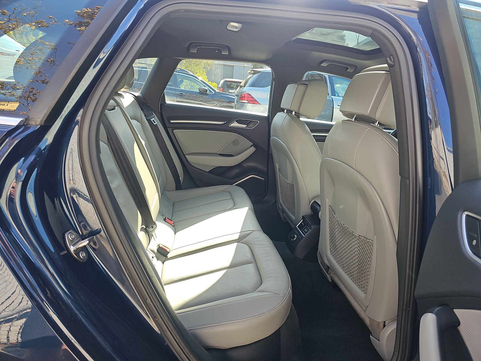 2017 Audi A3 e-tron Prestige FWD