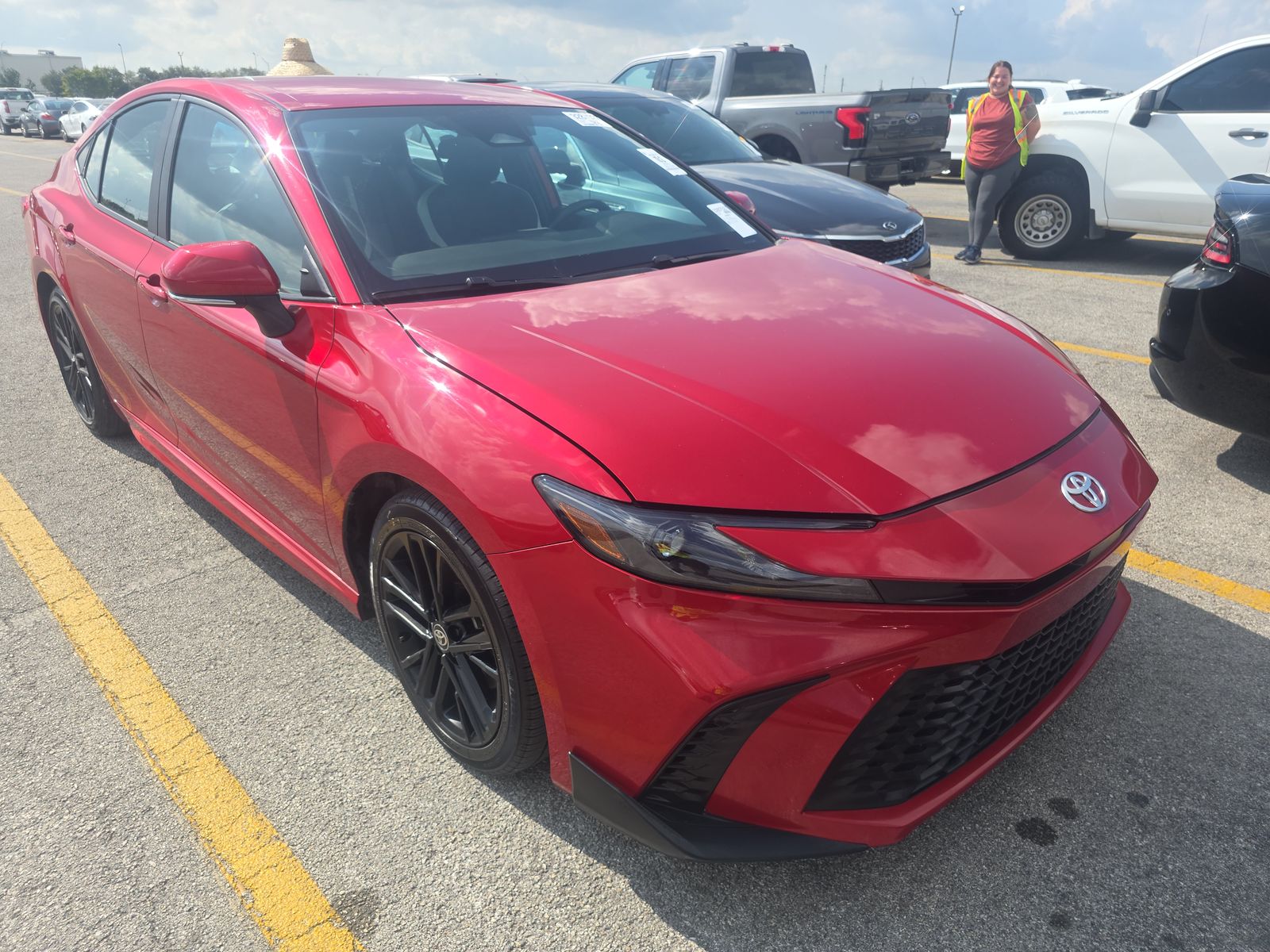 2025 Toyota Camry SE FWD