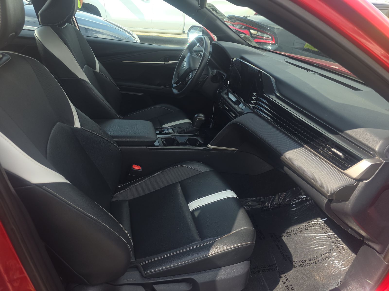 2025 Toyota Camry SE FWD