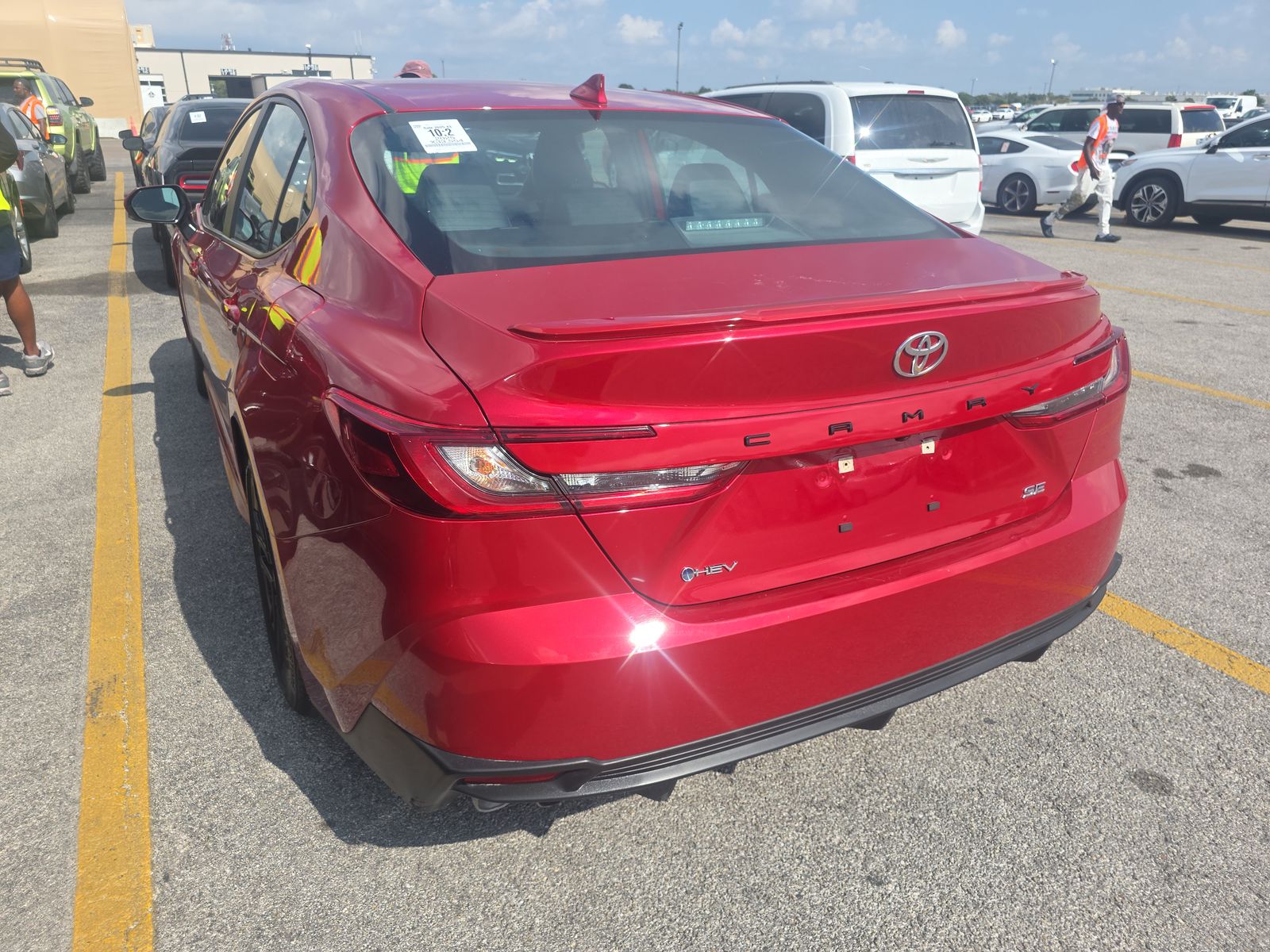 2025 Toyota Camry SE FWD