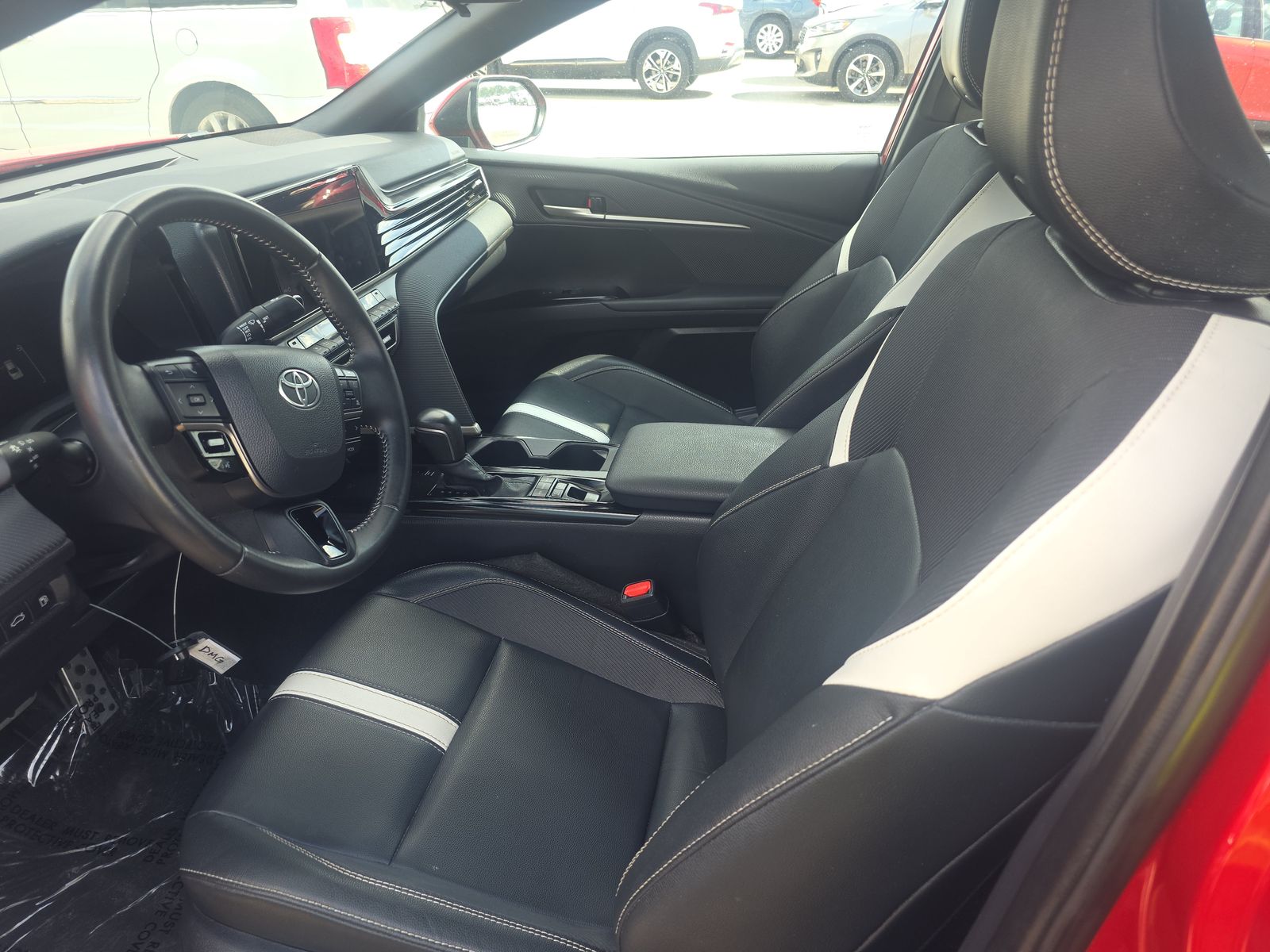 2025 Toyota Camry SE FWD