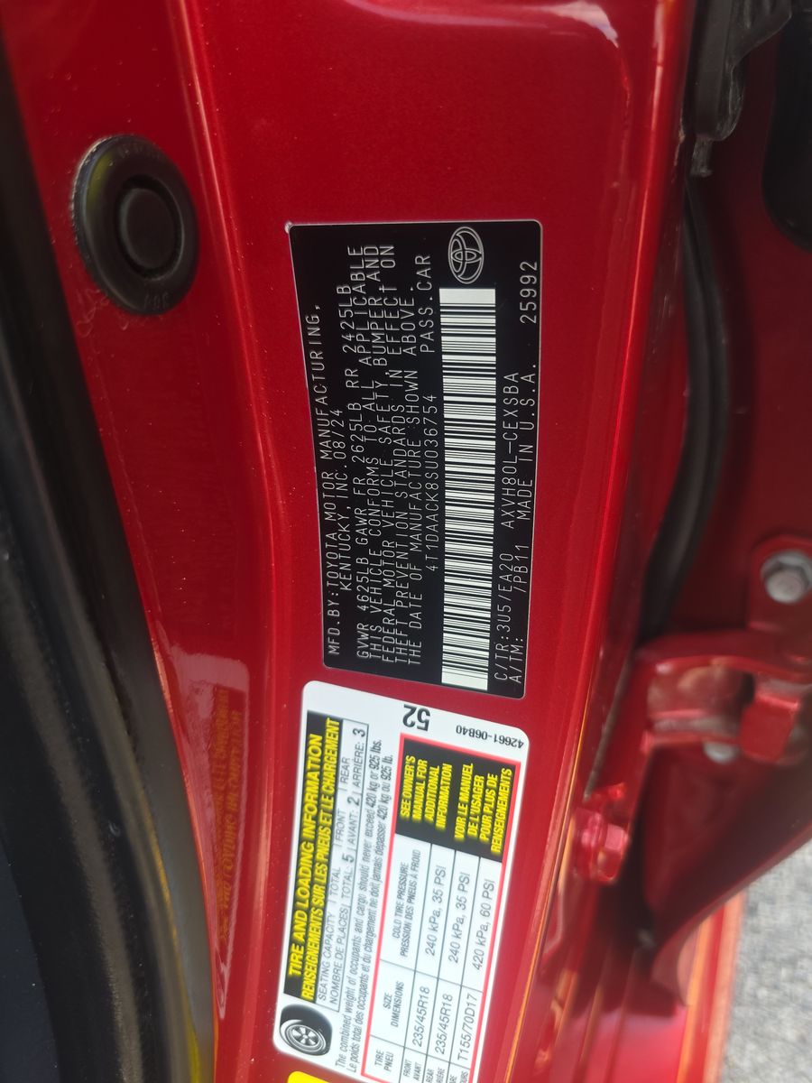 2025 Toyota Camry SE FWD