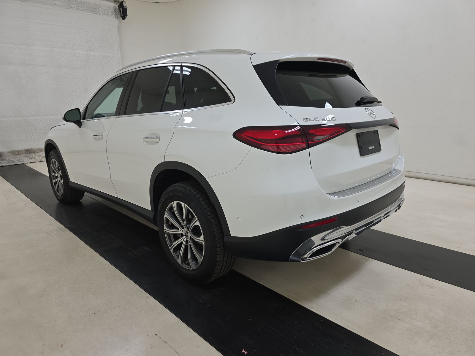 2023 Mercedes-Benz GLC GLC 300 AWD