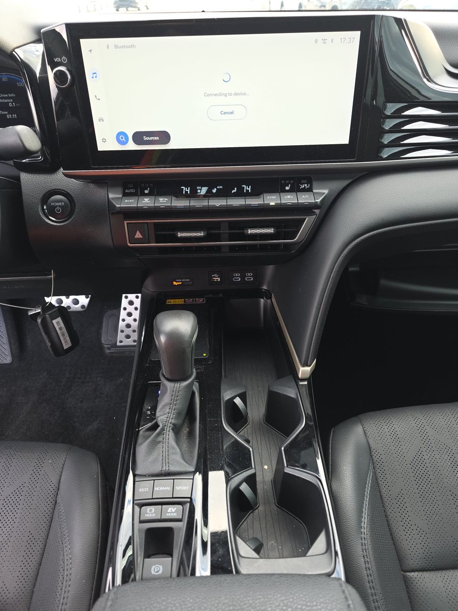 2025 Toyota Camry XSE FWD