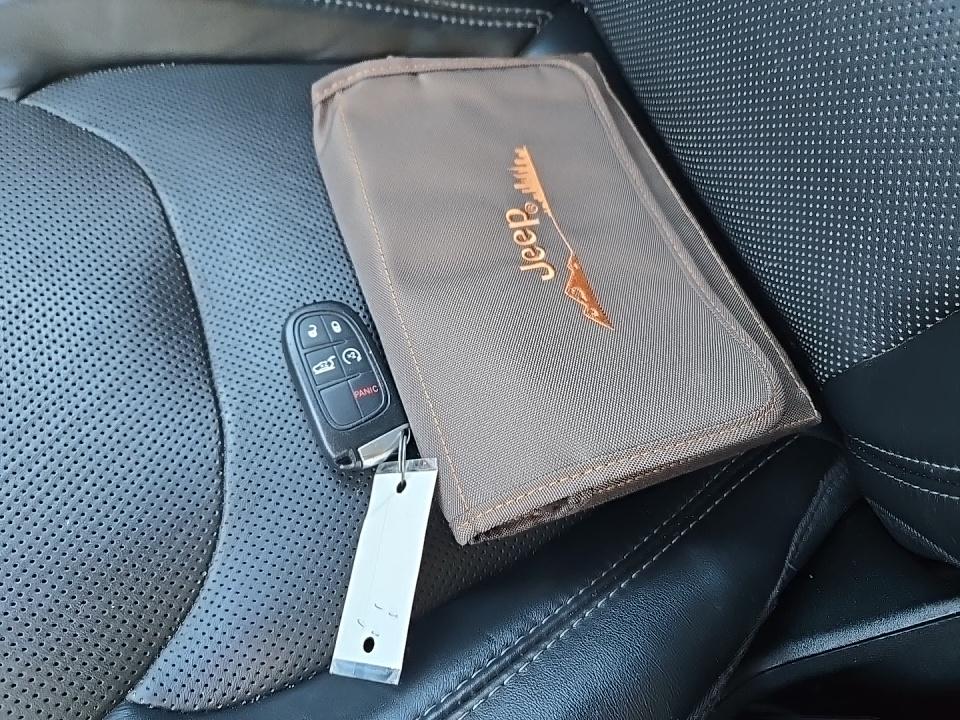 2019 Jeep Cherokee Limited FWD