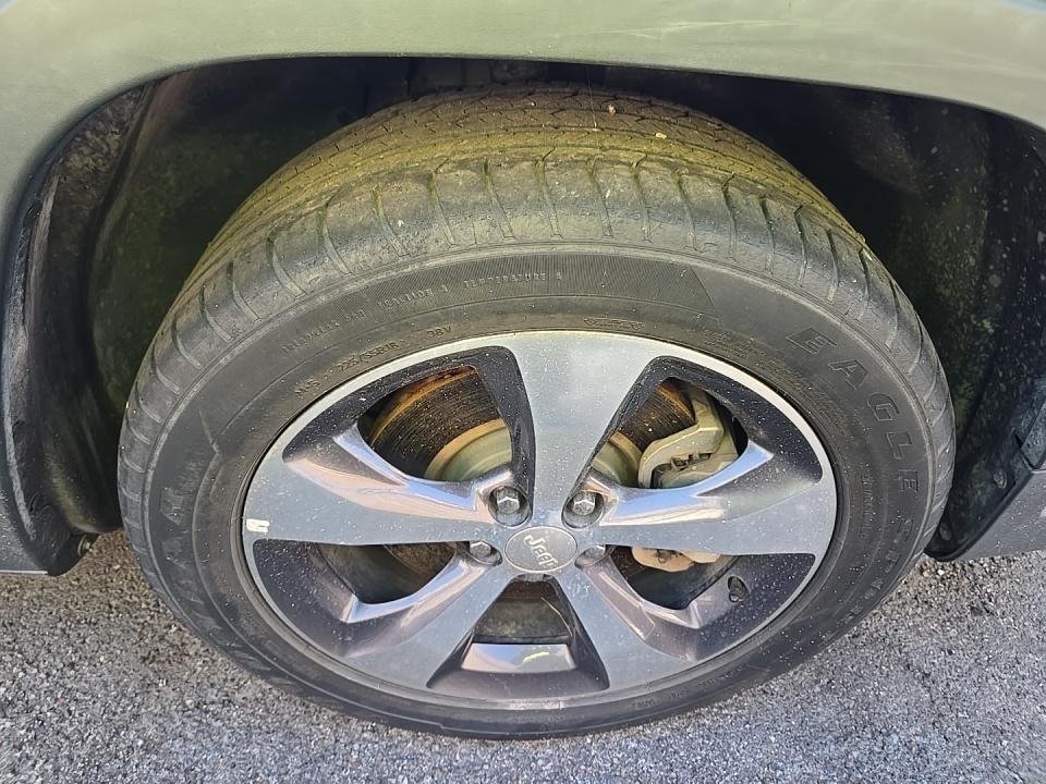 2019 Jeep Cherokee Limited FWD