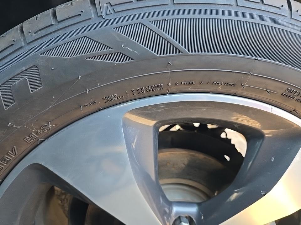 2019 Jeep Cherokee Limited FWD