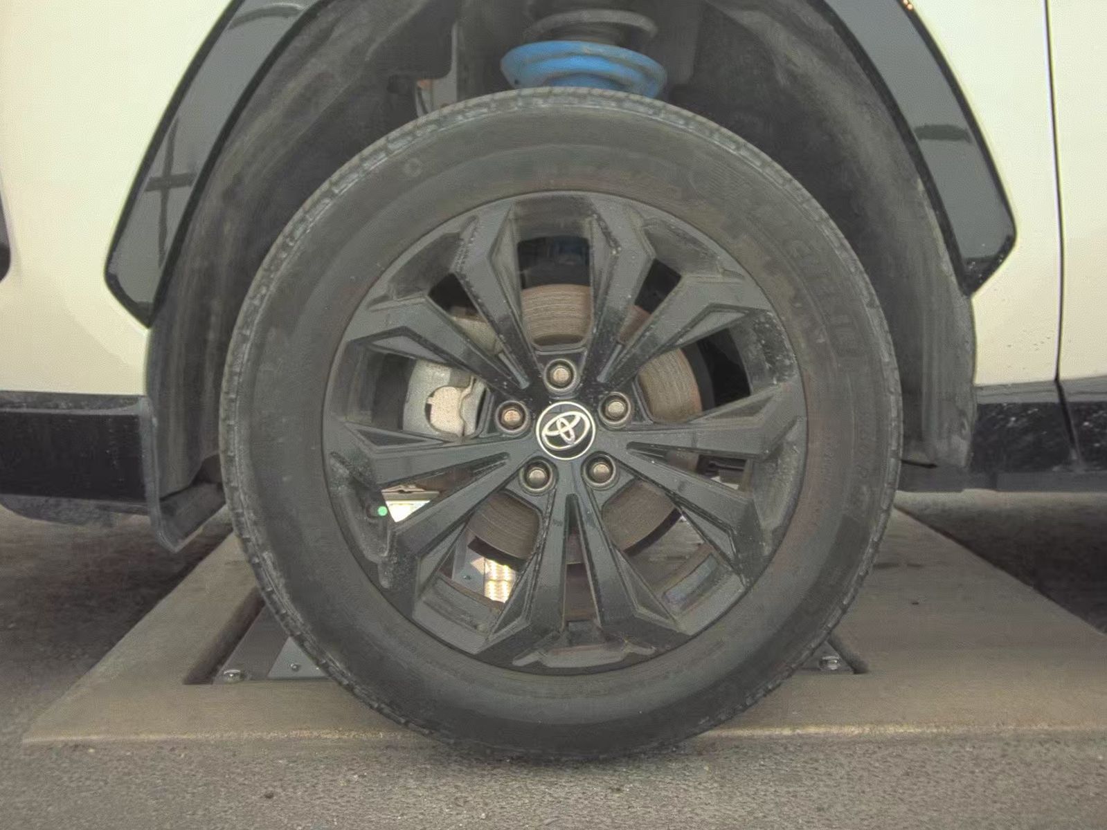 2022 Toyota RAV4 Hybrid SE AWD