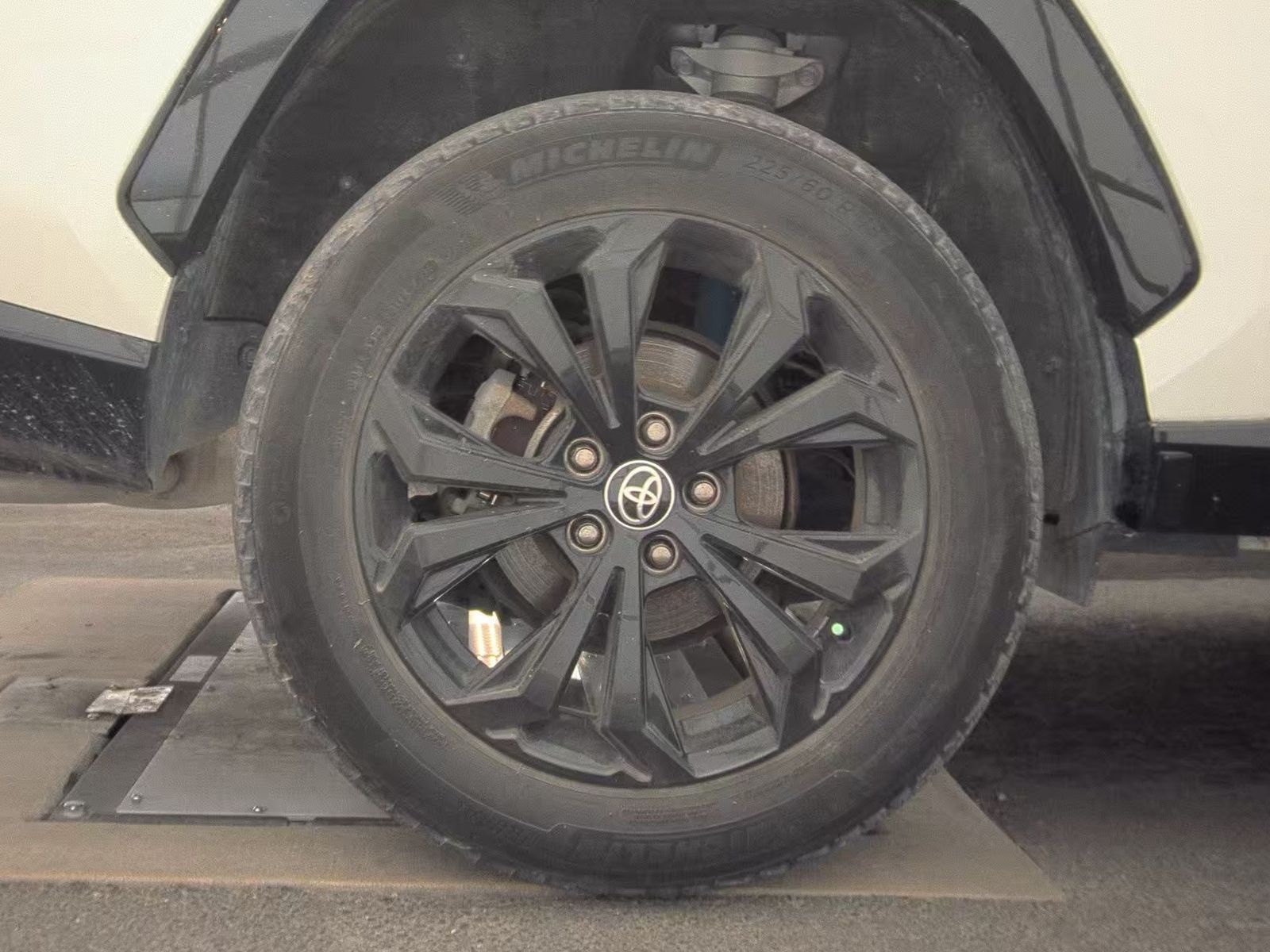 2022 Toyota RAV4 Hybrid SE AWD