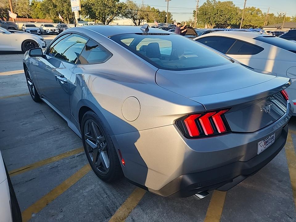 2024 Ford Mustang EcoBoost RWD