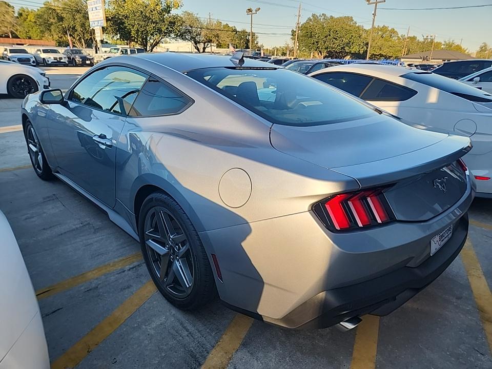 2024 Ford Mustang EcoBoost RWD