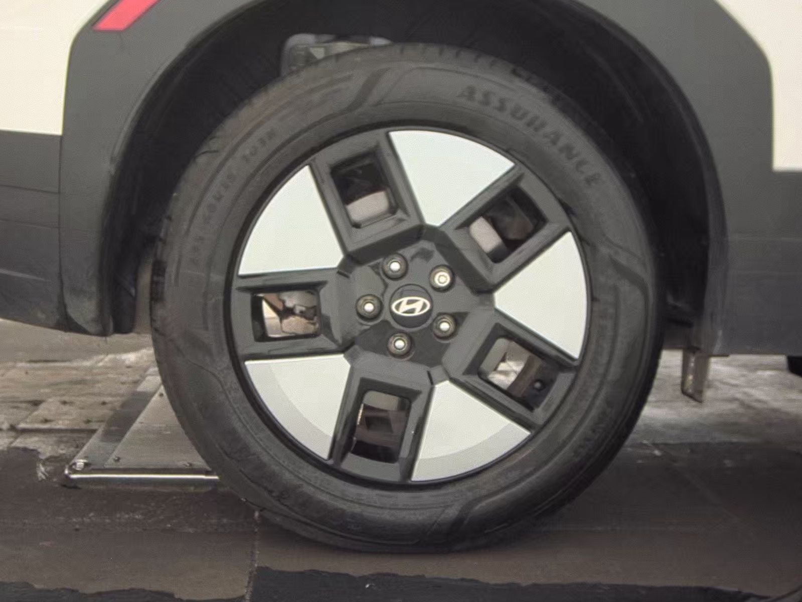 2025 Hyundai Santa Fe Hybrid SEL FWD