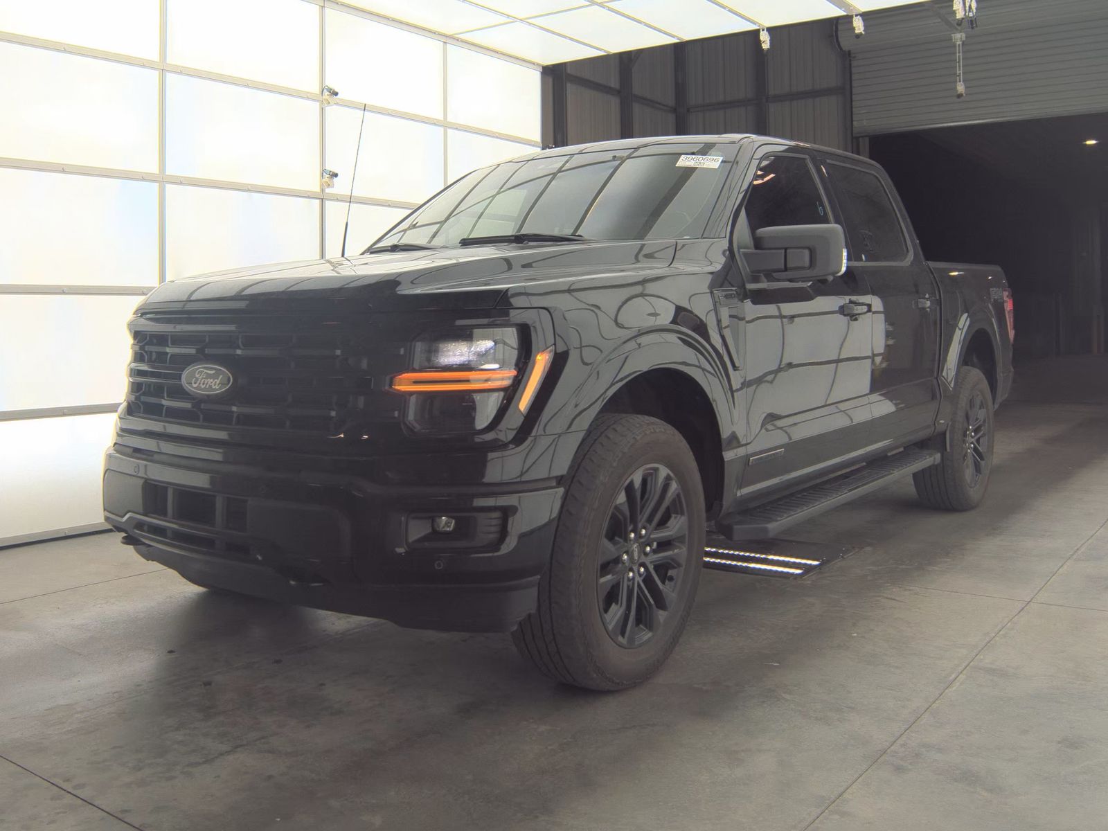 2024 Ford F-150 Hybrid XLT AWD
