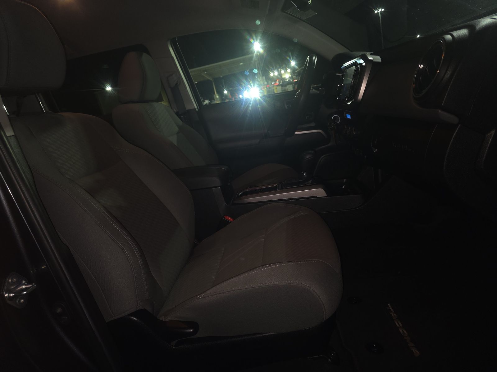 2022 Toyota Tacoma SR5 RWD