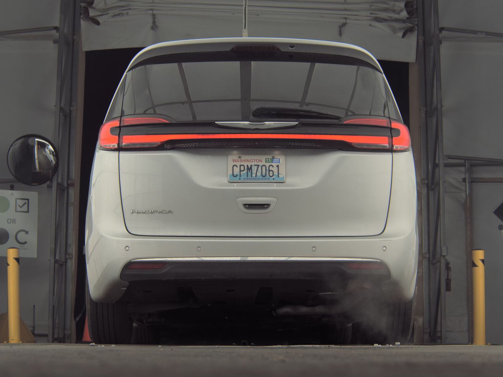 2023 Chrysler Pacifica Touring FWD