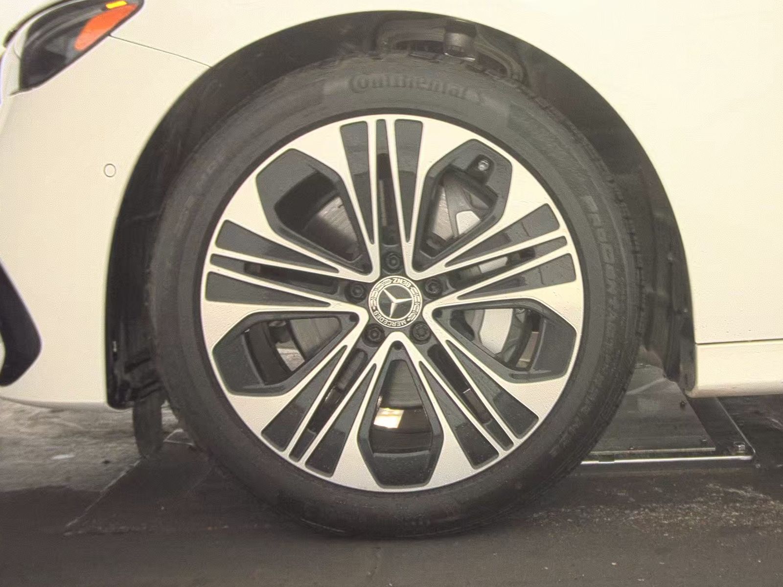 2025 Mercedes-Benz E-Class E 350 FWD