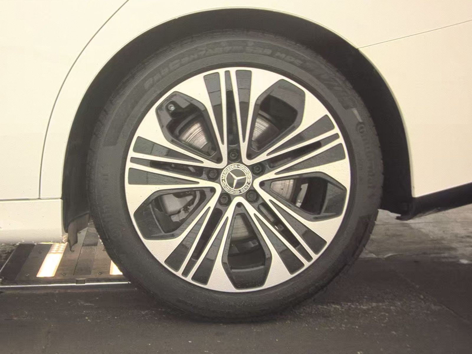 2025 Mercedes-Benz E-Class E 350 FWD