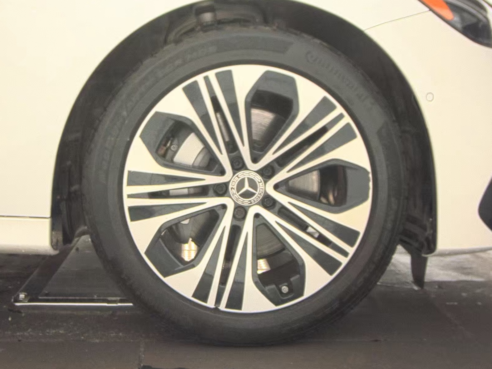 2025 Mercedes-Benz E-Class E 350 FWD