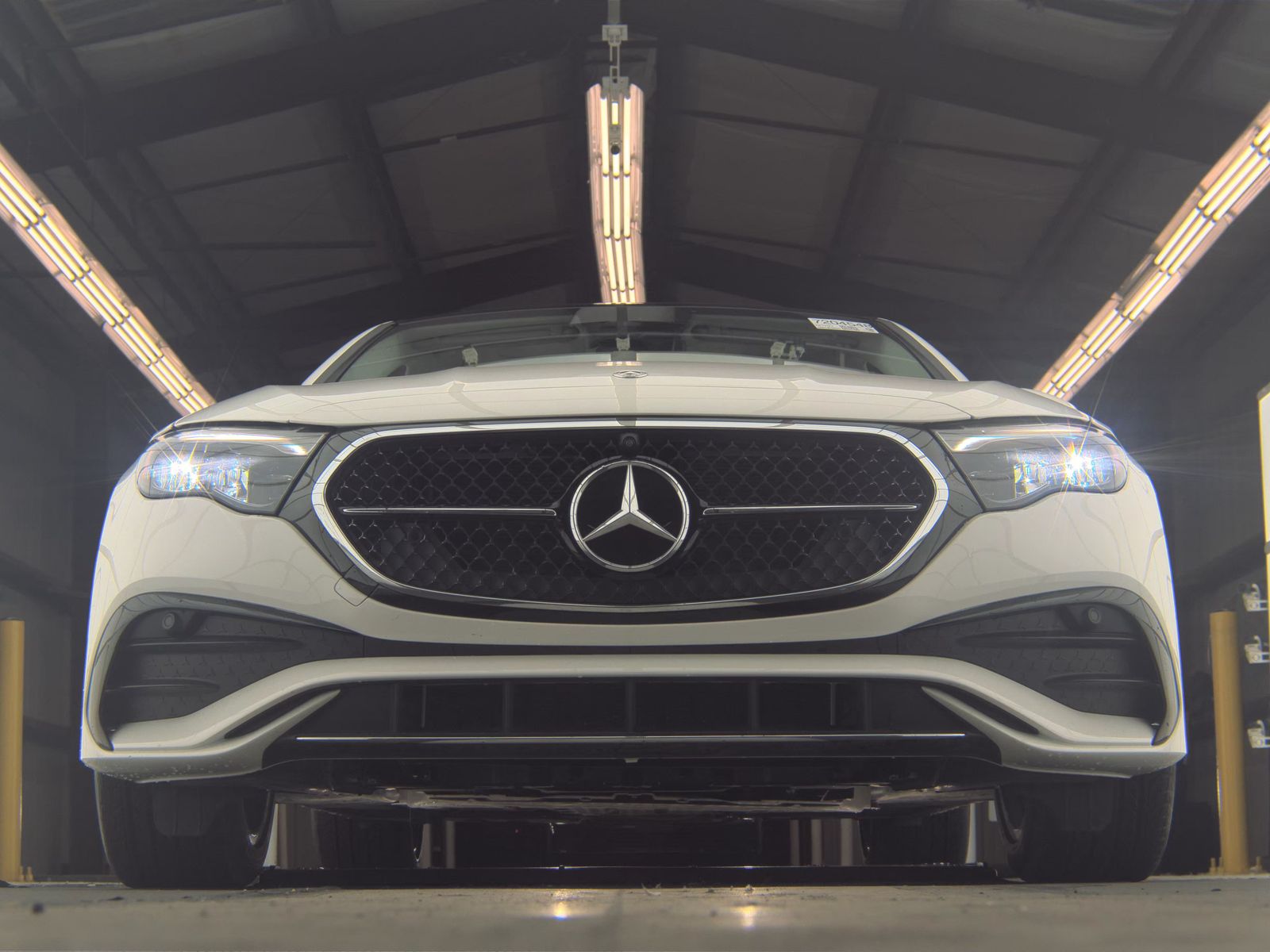 2025 Mercedes-Benz E-Class E 350 FWD