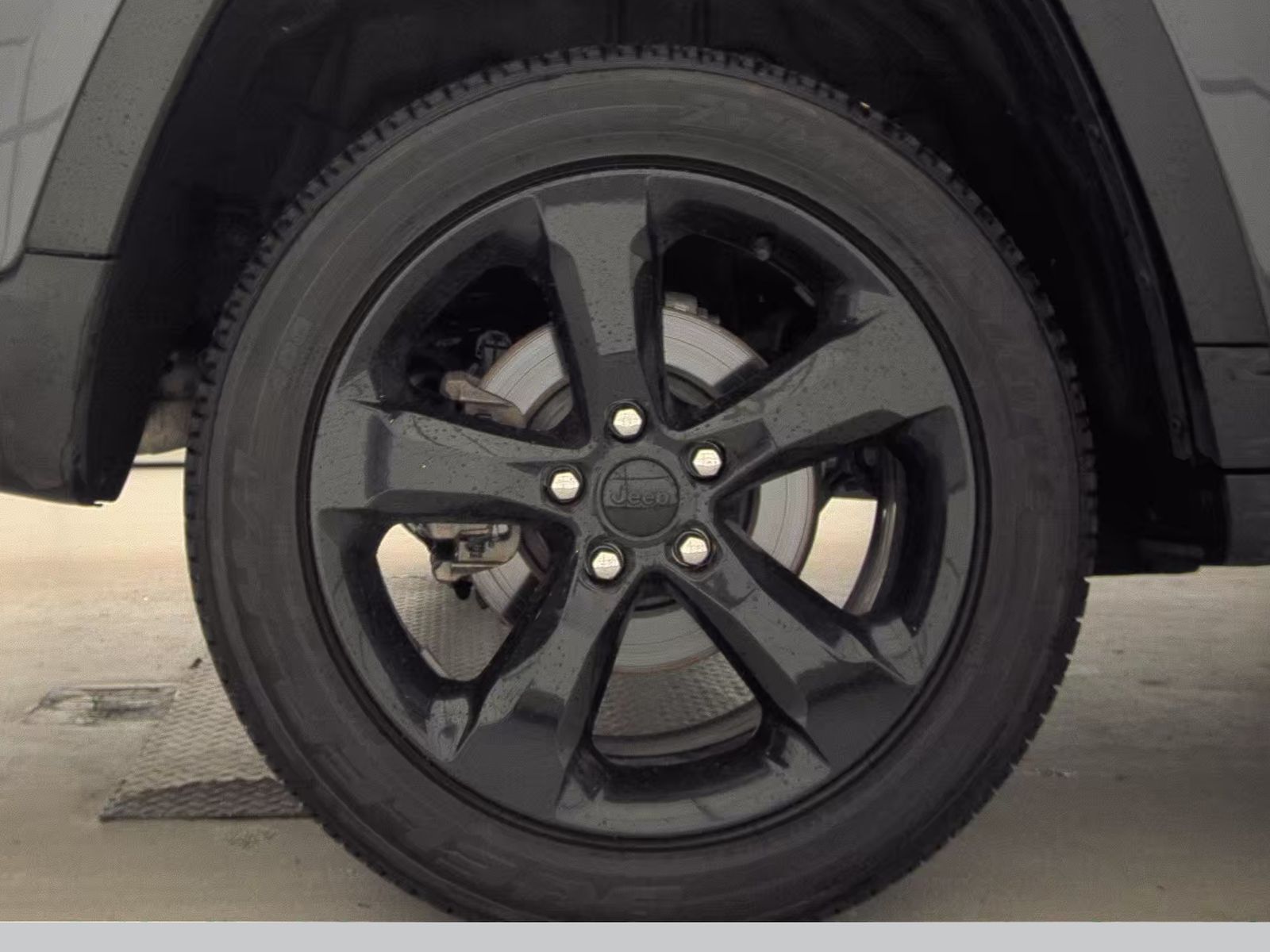 2022 Jeep Grand Cherokee Altitude AWD