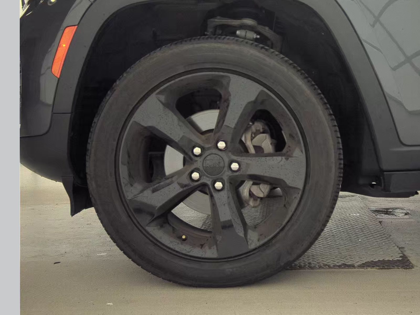 2022 Jeep Grand Cherokee Altitude AWD