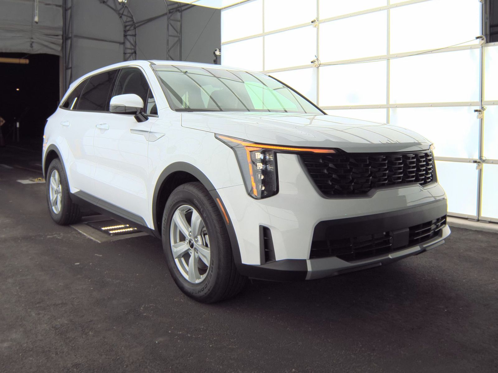 2025 Kia Sorento LX FWD