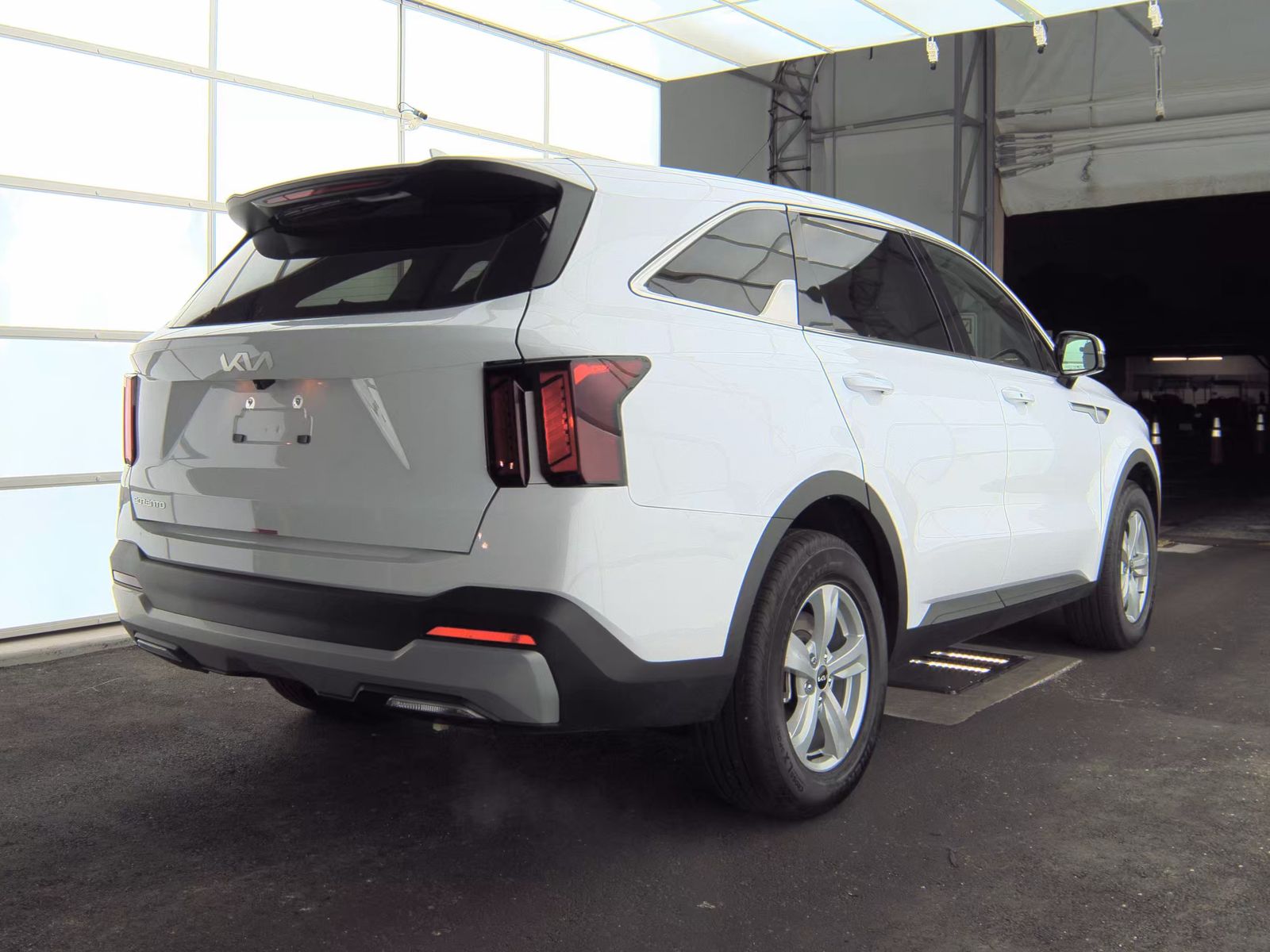 2025 Kia Sorento LX FWD