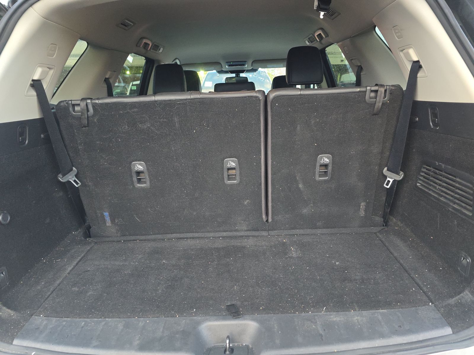 2022 Nissan Pathfinder SL AWD