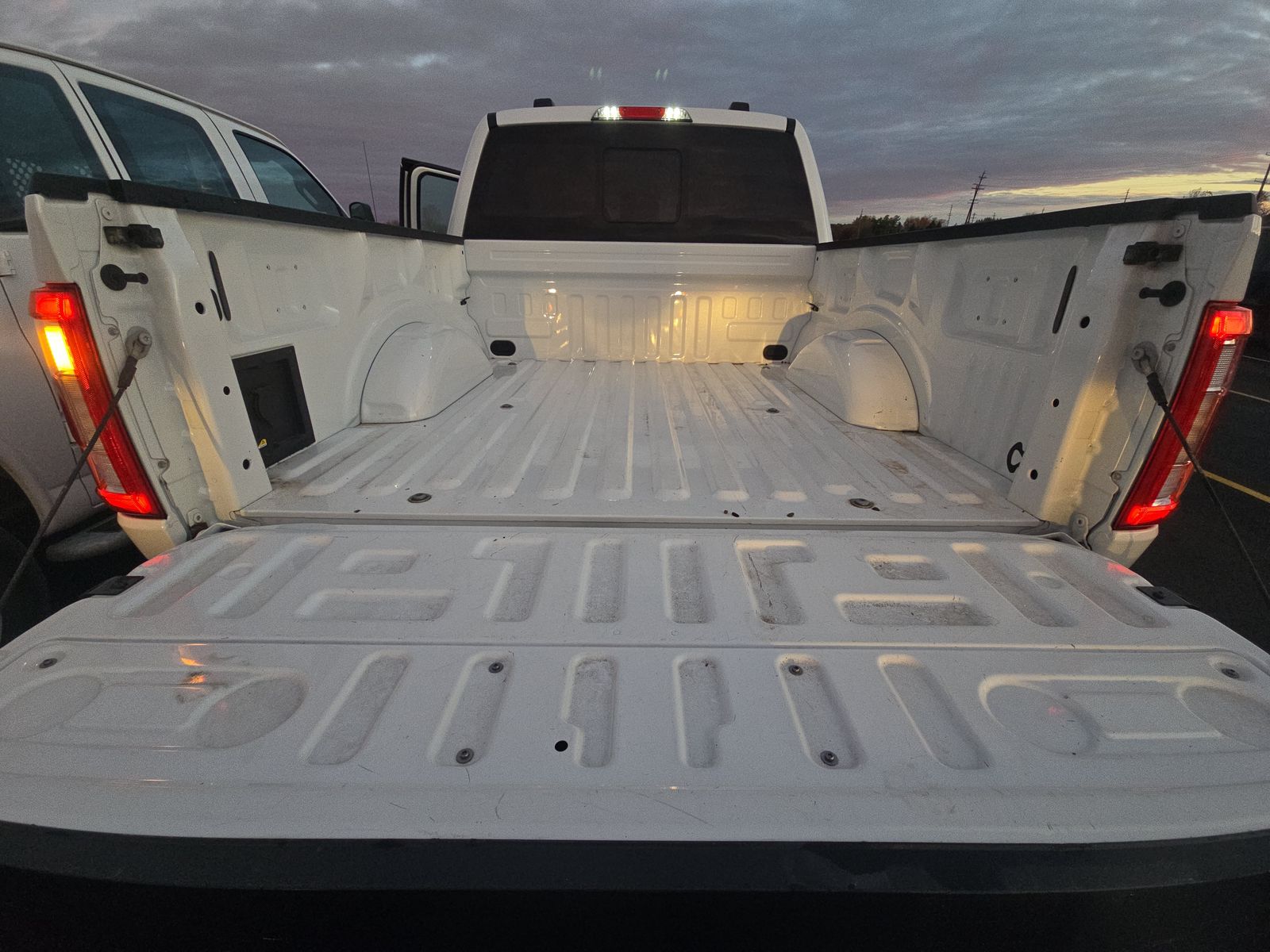 2023 Ford F-150 Lariat AWD