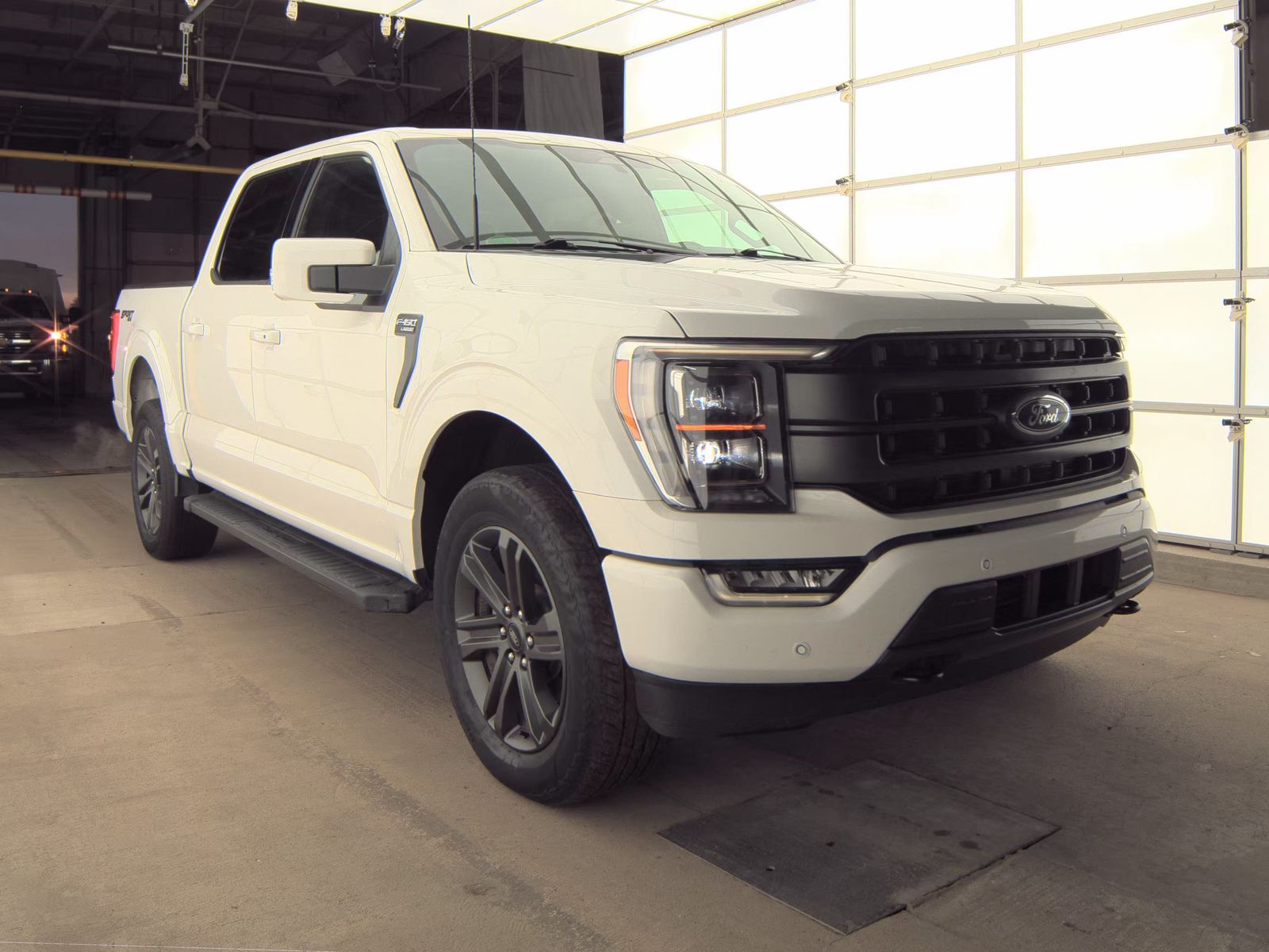 2023 Ford F-150 Lariat AWD