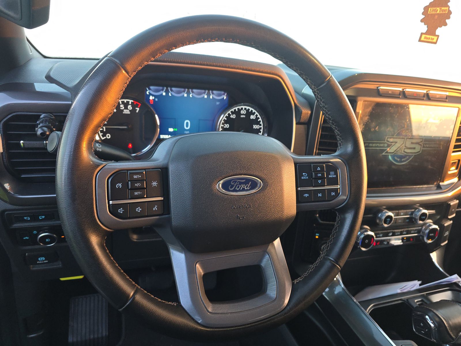 2023 Ford F-150 XLT AWD