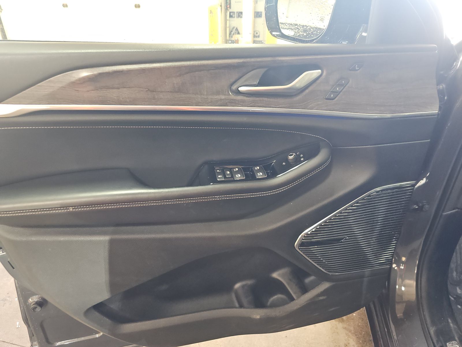 2022 Jeep Grand Cherokee Overland AWD