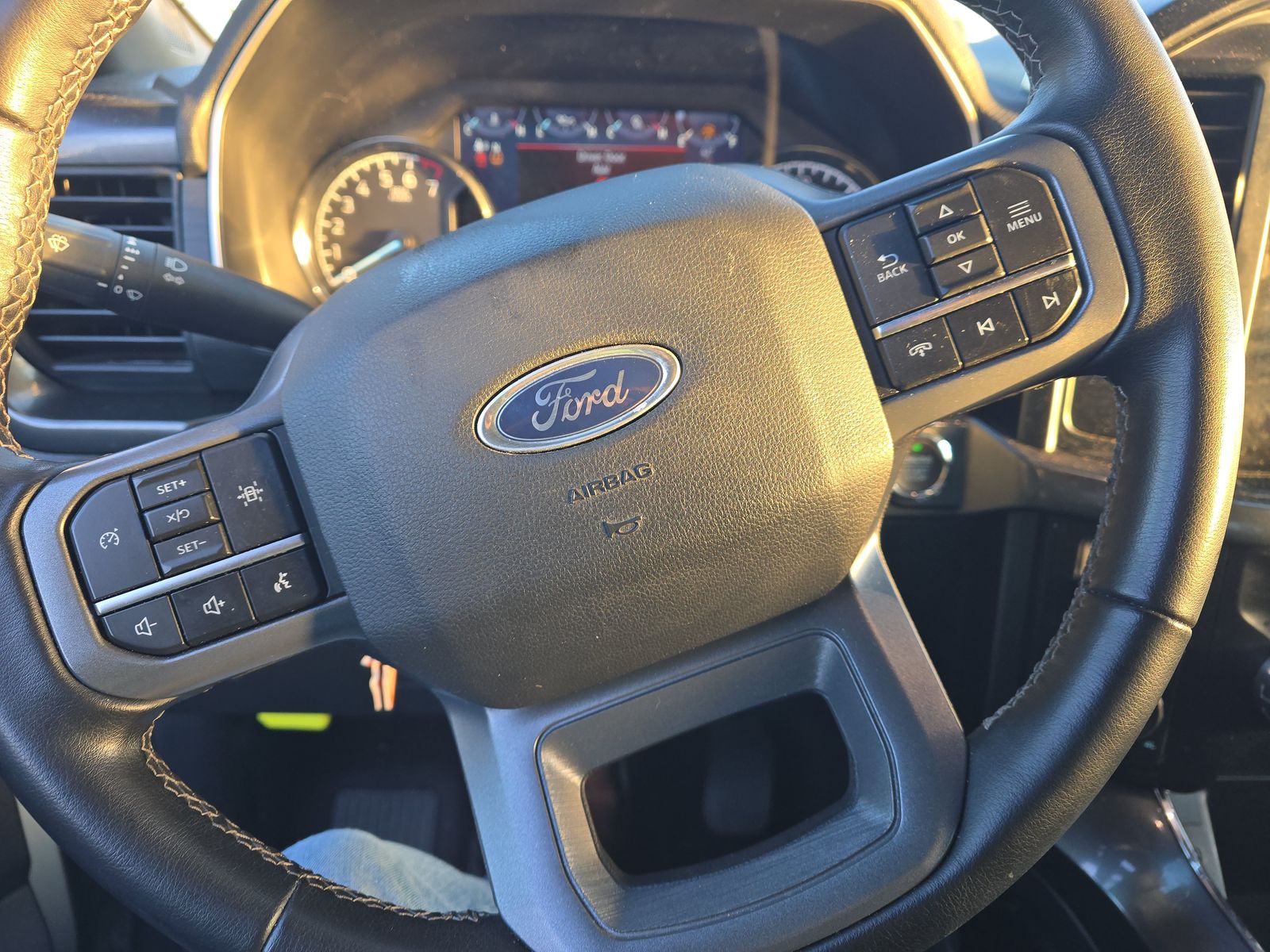 2023 Ford F-150 Hybrid XLT AWD