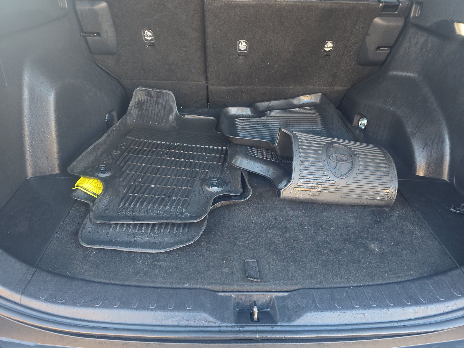 2023 Toyota RAV4 XLE Premium FWD