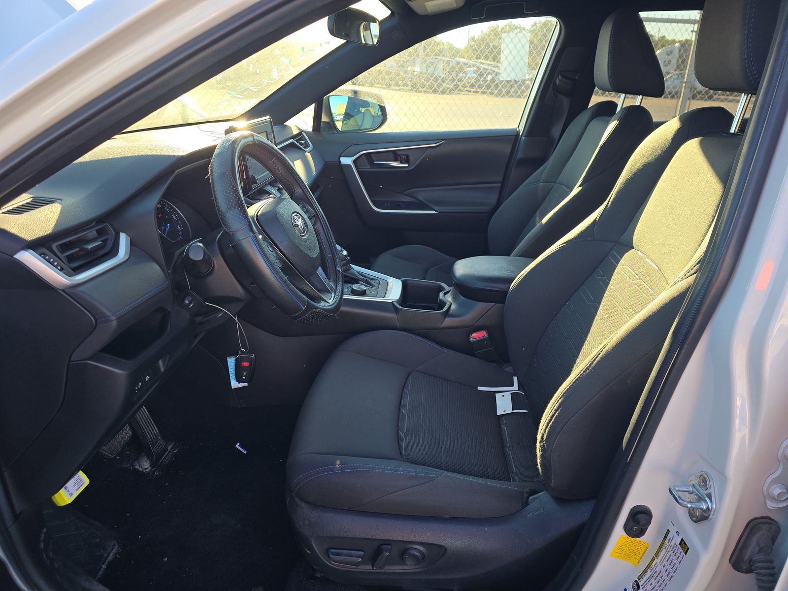 2022 Toyota RAV4 Hybrid SE AWD