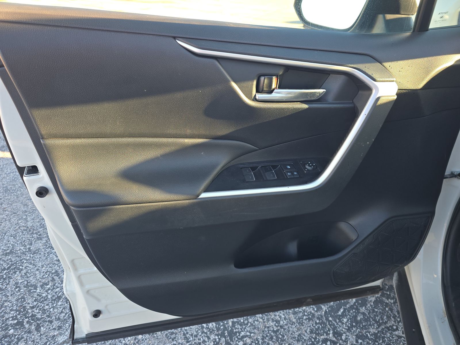 2022 Toyota RAV4 Hybrid SE AWD